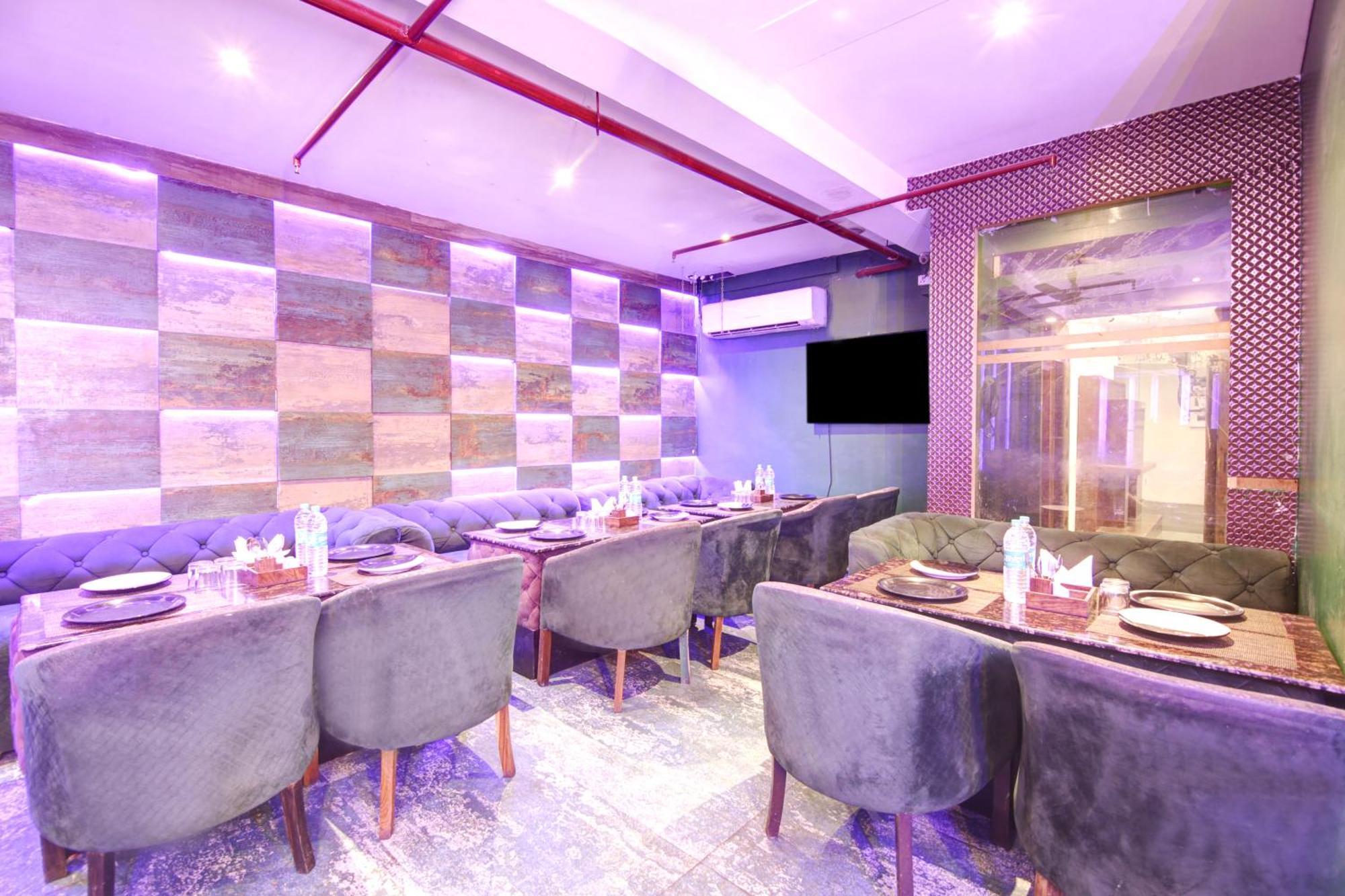 Wk Comfort - Near White Clove 3* New Delhi