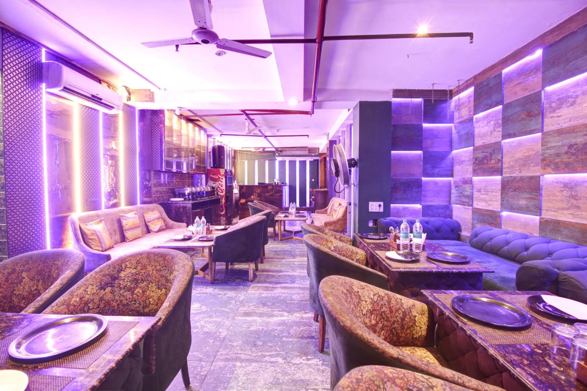 Hotel Wk Comfort - Near White Clove 3*