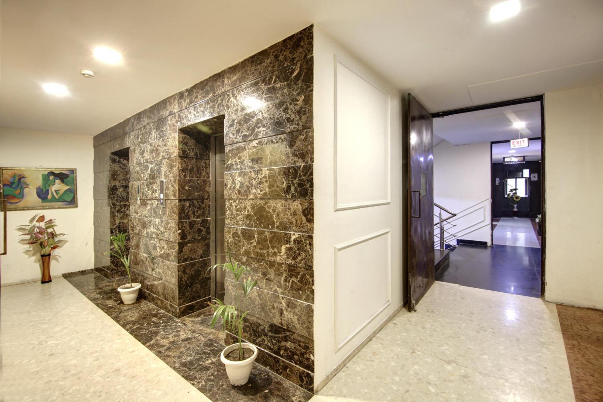 Hotel Wk Comfort - Near White Clove New Delhi