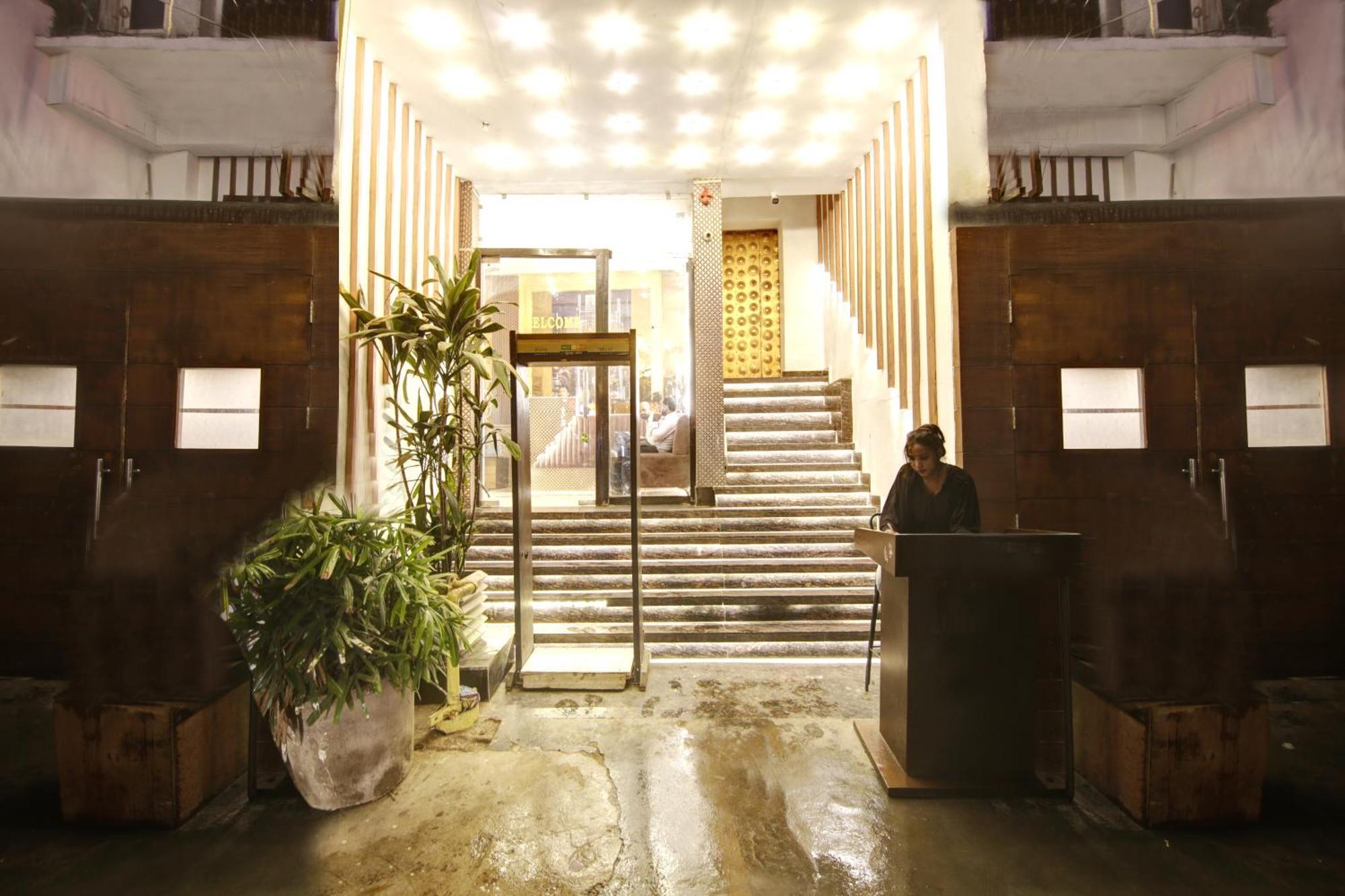 Wk Comfort - Near White Clove Hotel 3*