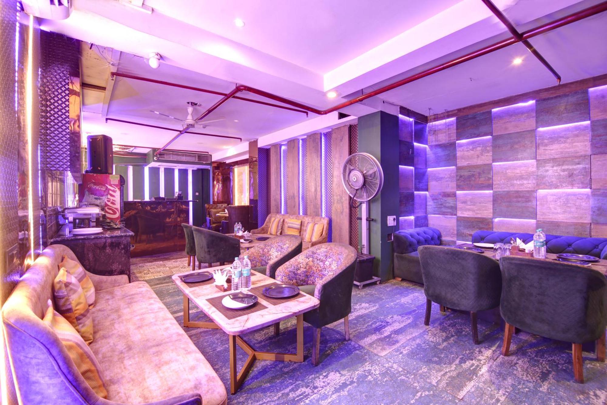 Hotel Wk Comfort - Near White Clove 3*