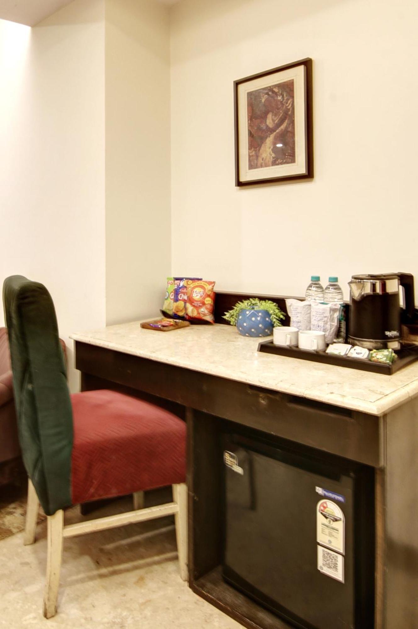 Wk Comfort - Near White Clove 3* New Delhi